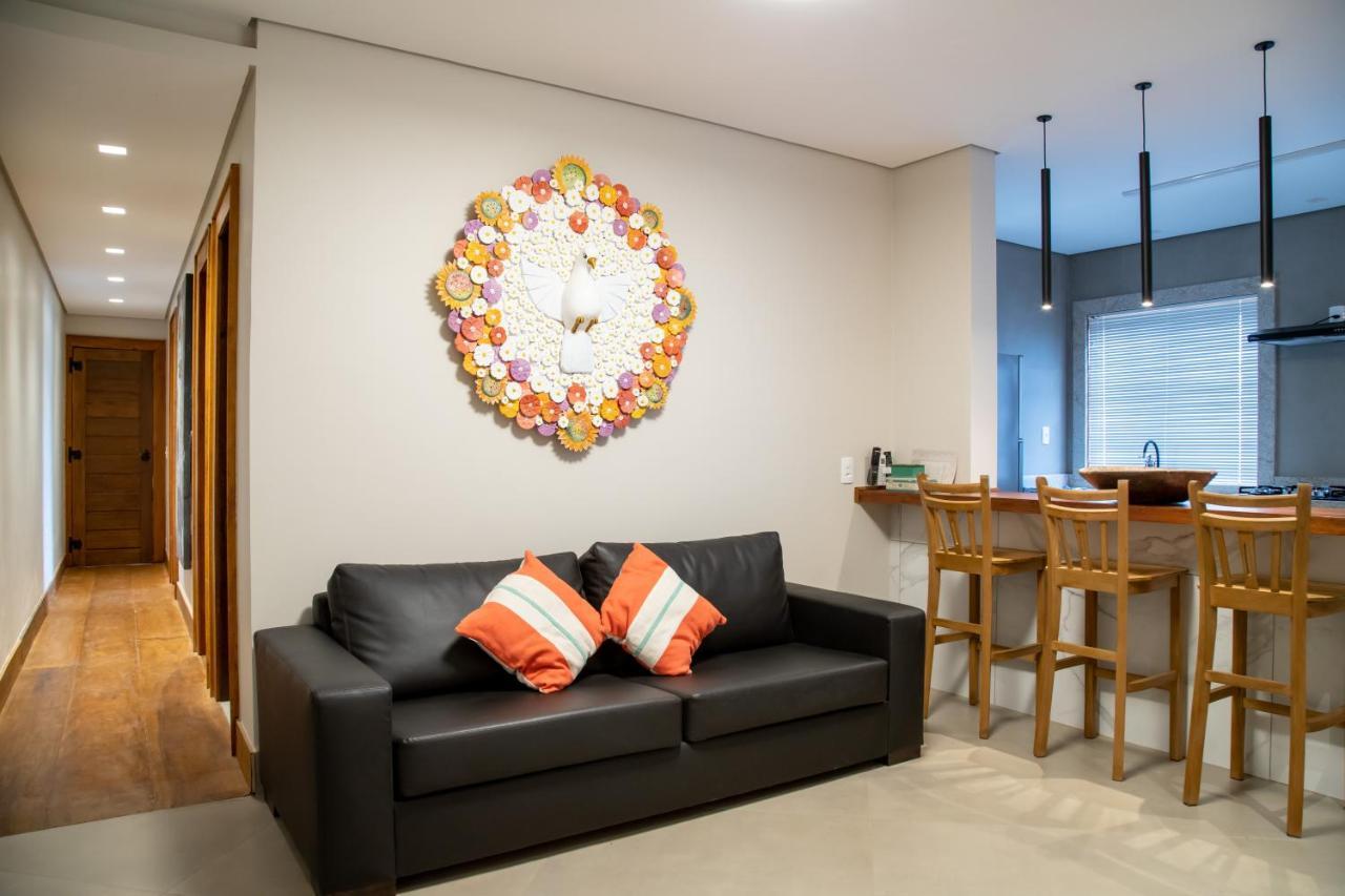 ESPAÇO 250 - Apto mobiliado, 3 quartos, sendo uma suíte, banheiro social, cozinha completa, sala de estar, ar condicionado, tv e internet Tiradentes Extérieur photo