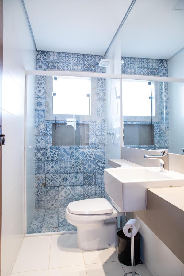 ESPAÇO 250 - Apto mobiliado, 3 quartos, sendo uma suíte, banheiro social, cozinha completa, sala de estar, ar condicionado, tv e internet Tiradentes Extérieur photo