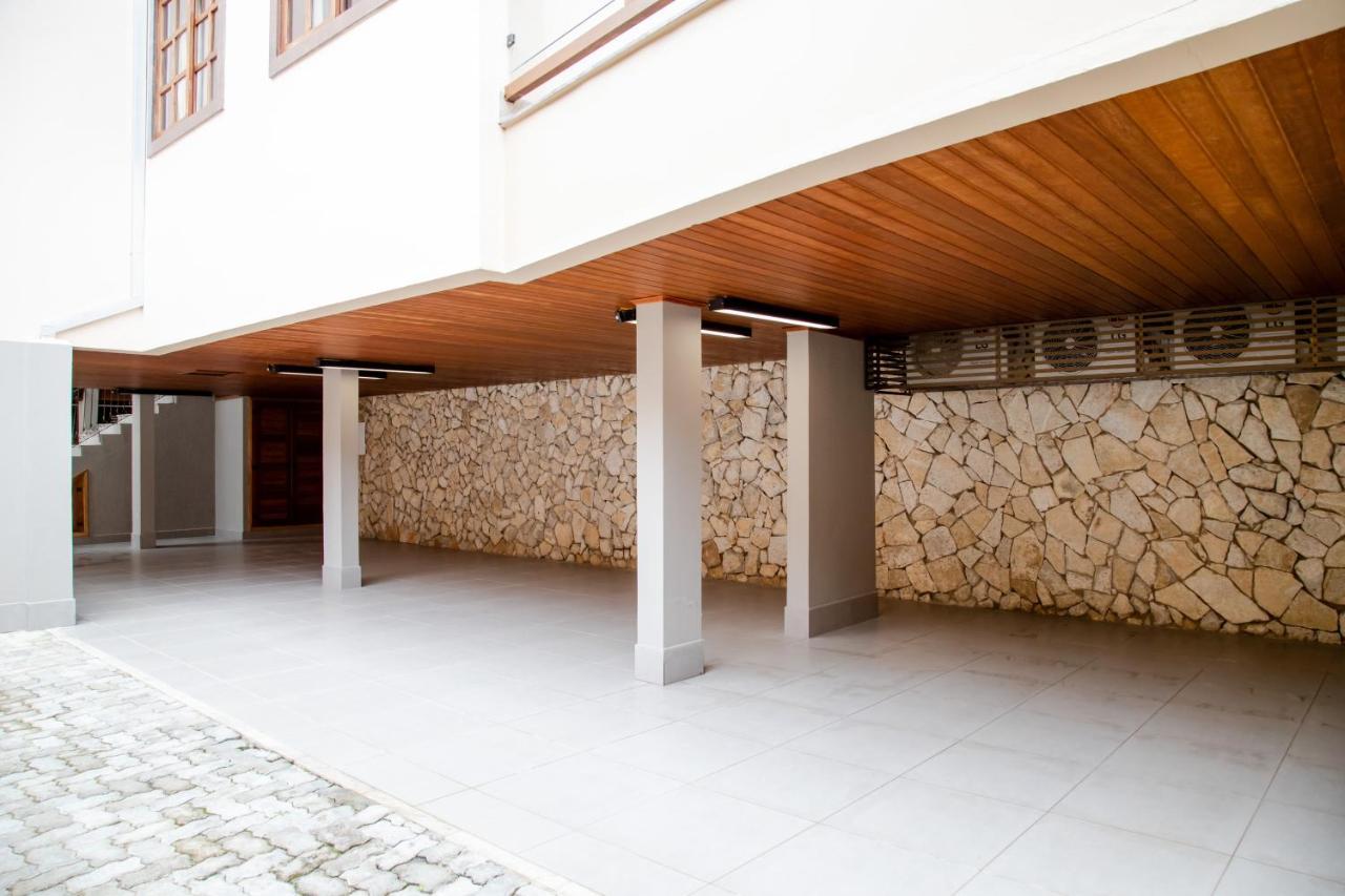 ESPAÇO 250 - Apto mobiliado, 3 quartos, sendo uma suíte, banheiro social, cozinha completa, sala de estar, ar condicionado, tv e internet Tiradentes Extérieur photo